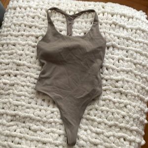 Alo bodysuit in great condition